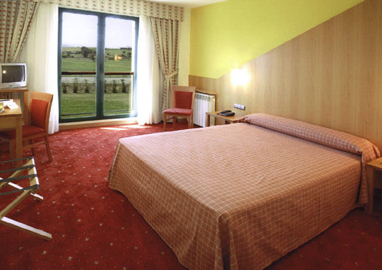 Hotel Mirador De Gornazo Gormazo Luaran gambar